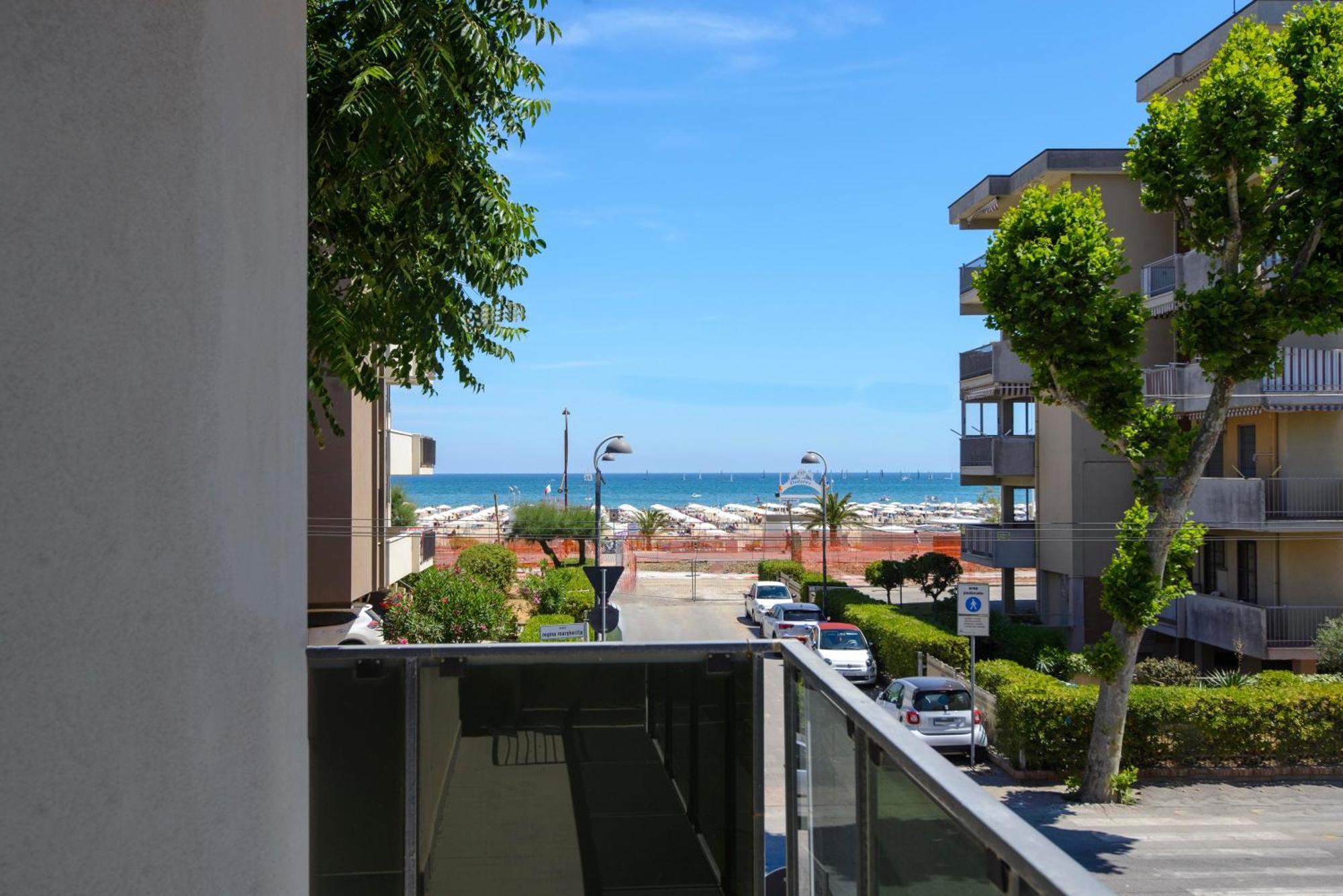 Residence Royal Rimini Exterior photo