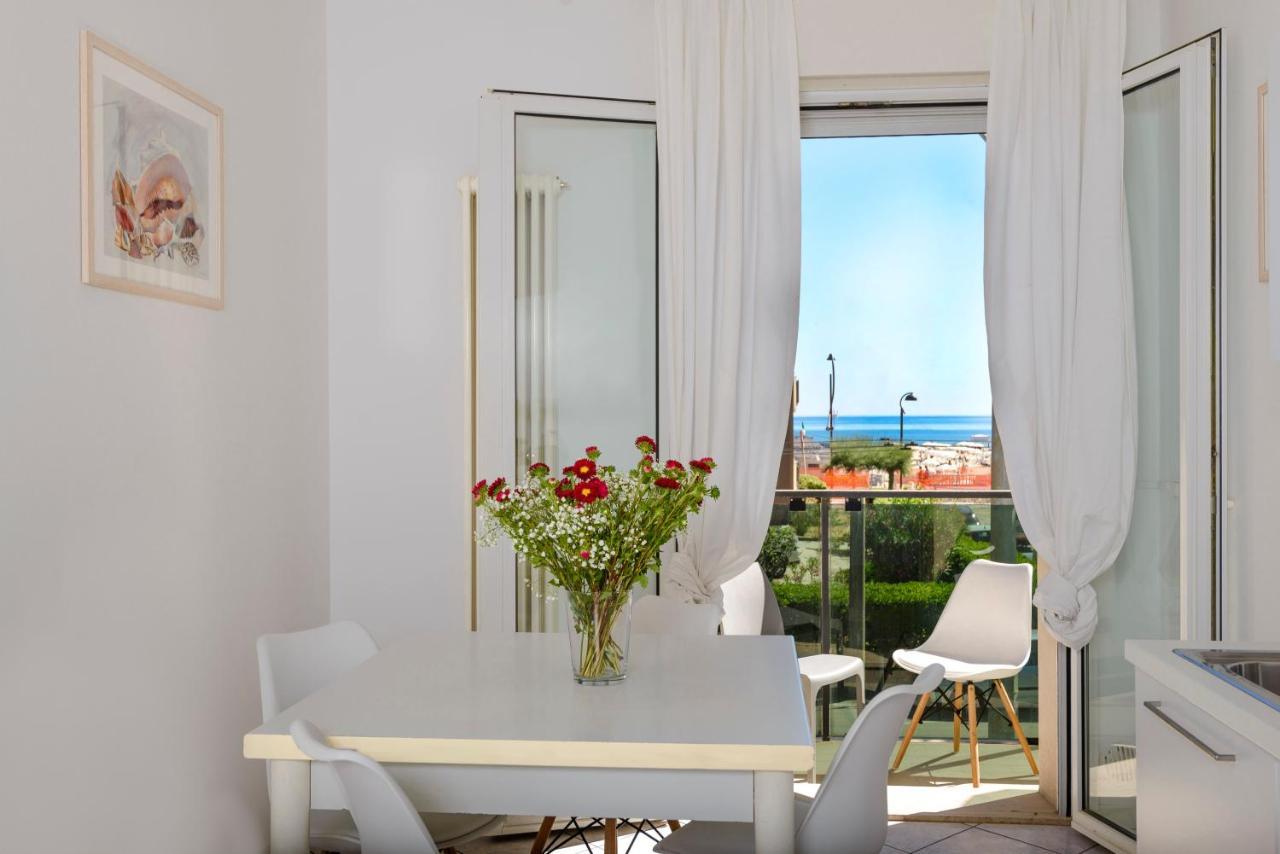 Residence Royal Rimini Exterior photo